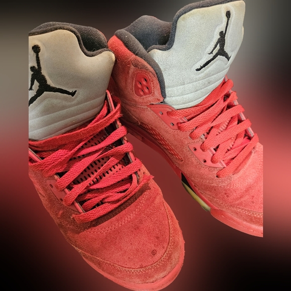 AIR JORDAN 5 RETRO RED SUEDE (GS) 440888-602 size 7Y - Picture 3 of 7